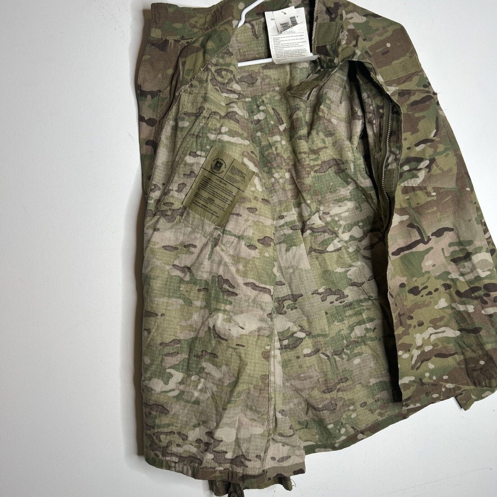 Camo Combat Coat Size Medium-Long Jacket ARMY NEW w Tags